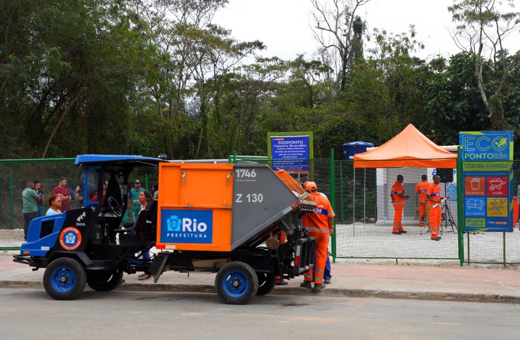 Comlurb inaugurou nesta terça-feira o Ecoponto Teixeira Brandão, na Taquara - Prefeitura da Cidade do Rio de Janeiro