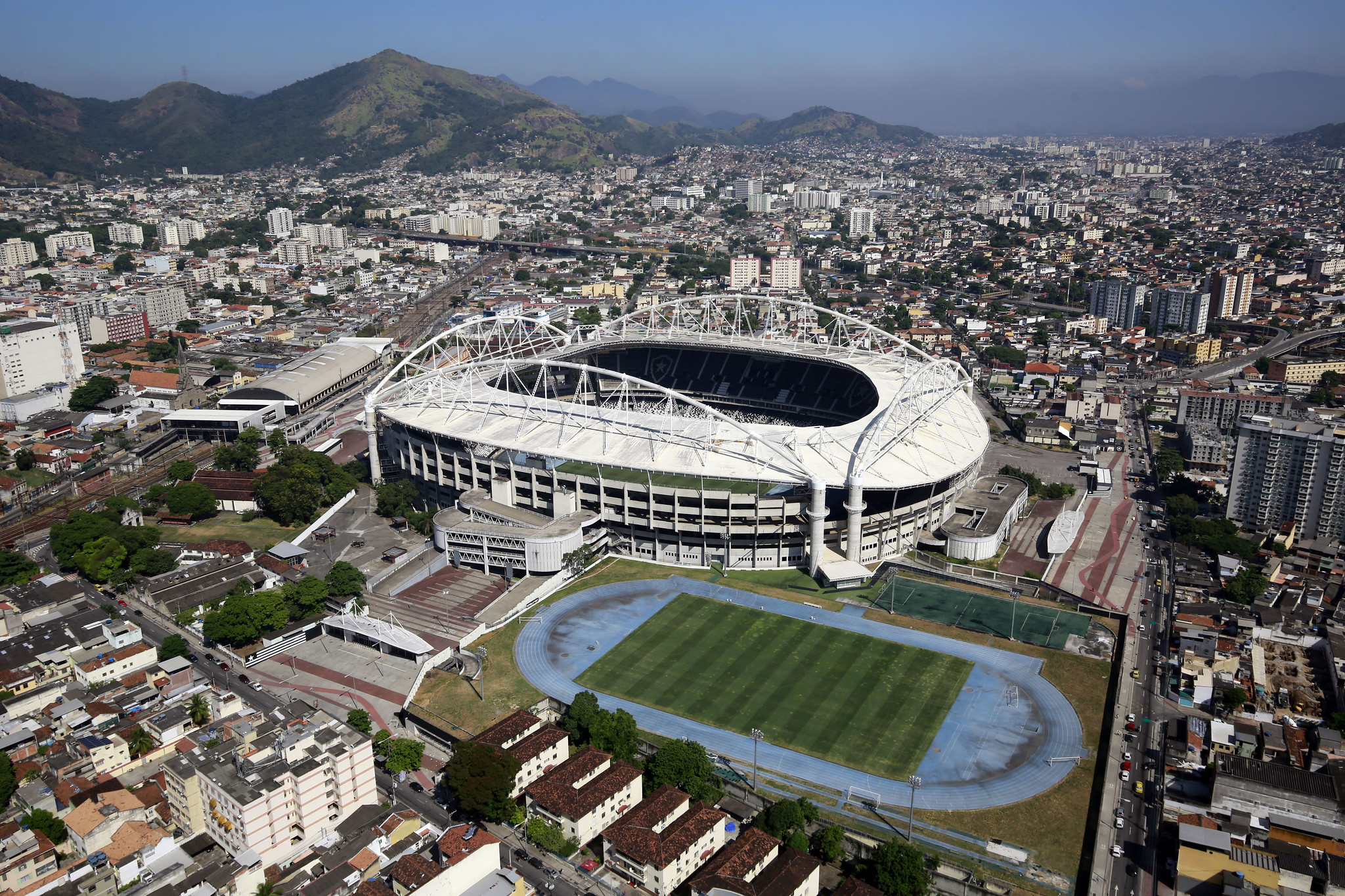 Entorno do Estádio Nilton Santos terá esquema especial de trânsito para jogo do Botafogo - Prefeitura da Cidade do Rio de Janeiro