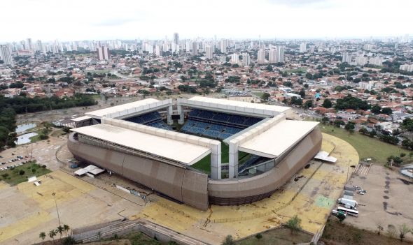 Prefeitura de Cuiab | Agentes da Semob orientaro motoristas e frota de nibus ser reforada para o jogo Cuiab x Flamengo