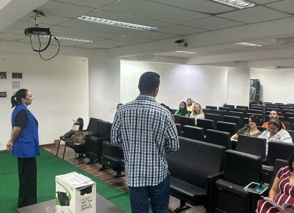 Prefeitura de Cuiab | Membros do Comit de Acompanhamento, Validao e Implantao do Arquivo Pblico da Prefeitura participam de reunio de apresentao de resultados e novas estratgias