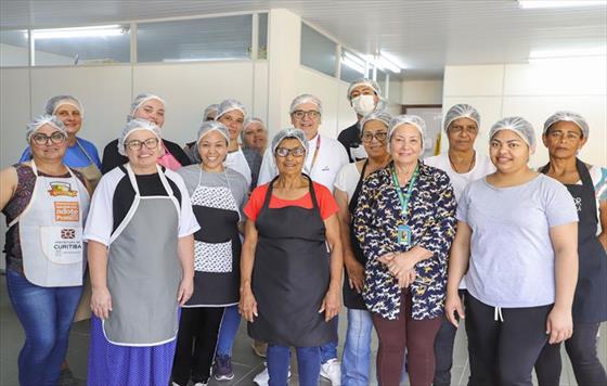 Liceu de Ofcios e Inovao ensina pratos para a ceia de Natal