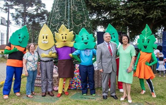 FAS promove festa solidria de Natal para crianas acolhidas