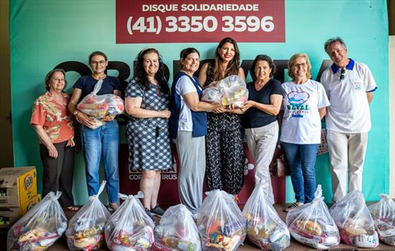 FAS recebe 300 quilos de alimentos arrecadados pelo projeto Natal Solidrio
