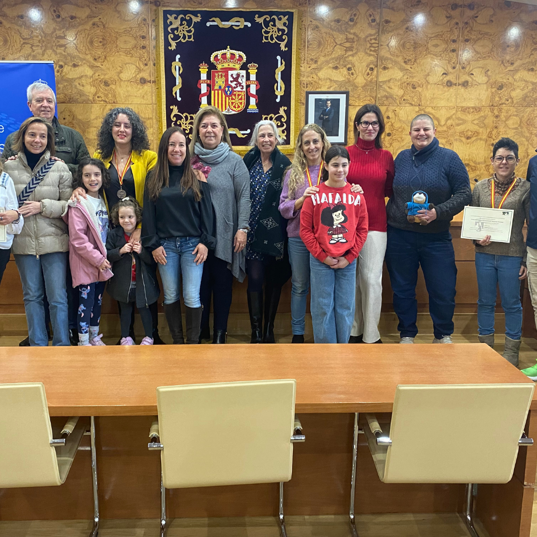 Entrega de premios a los concursos de decoración navideña