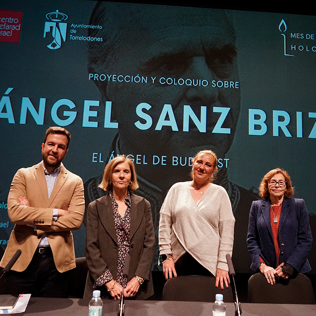 Supervivientes del Holocausto participan en un coloquio en Torrelodones