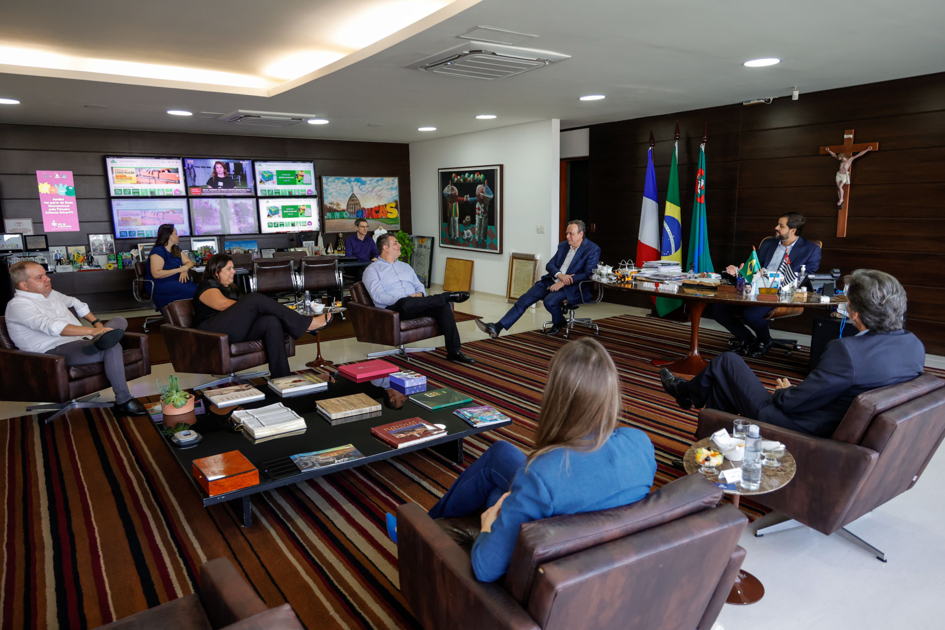 Em reunião com prefeito, Leroy Merlin anuncia investimento de R$ 140 mi e 500 novos empregos